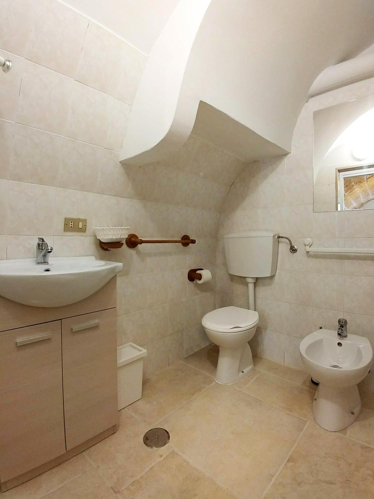B&B Montebello Трані Екстер'єр фото