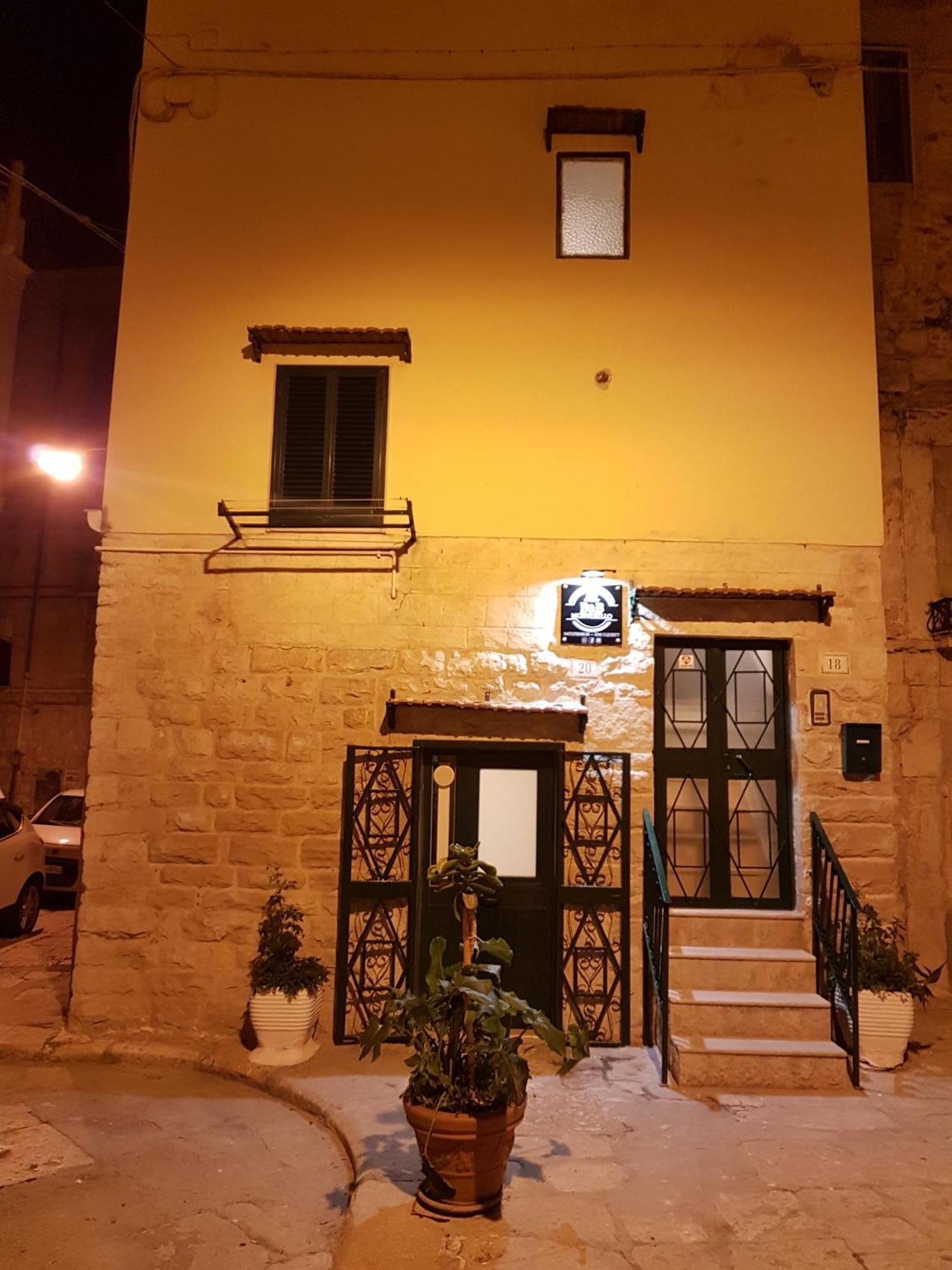 B&B Montebello Трані Екстер'єр фото
