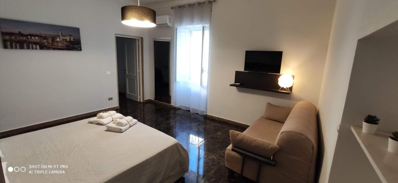 B&B Montebello Трані Екстер'єр фото
